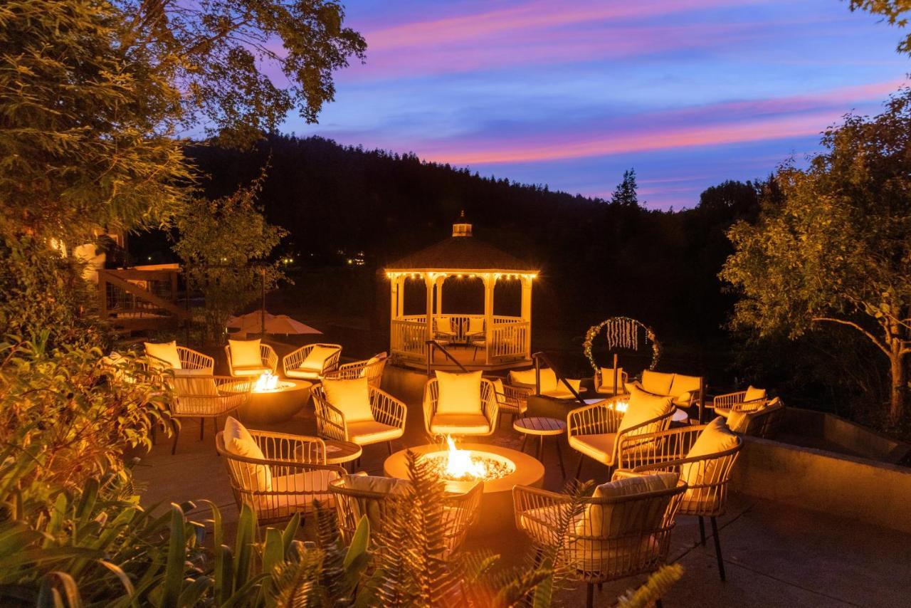 Boho Manor Hotel Monte Rio ภายนอก รูปภาพ
